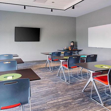 Aloft Columbus Уестървил Екстериор снимка