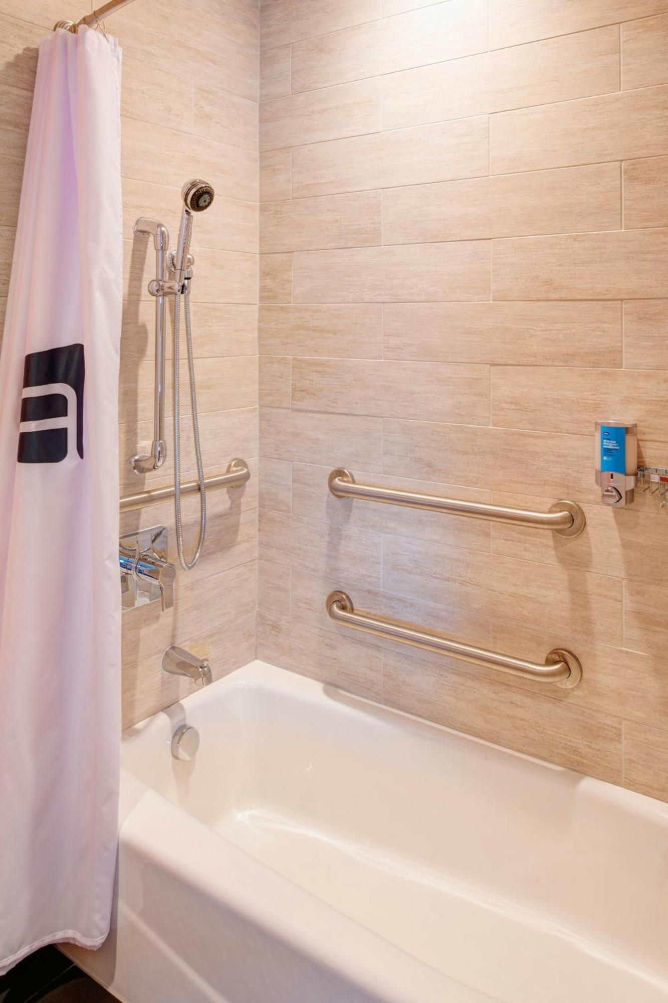 Aloft Columbus Уестървил Екстериор снимка